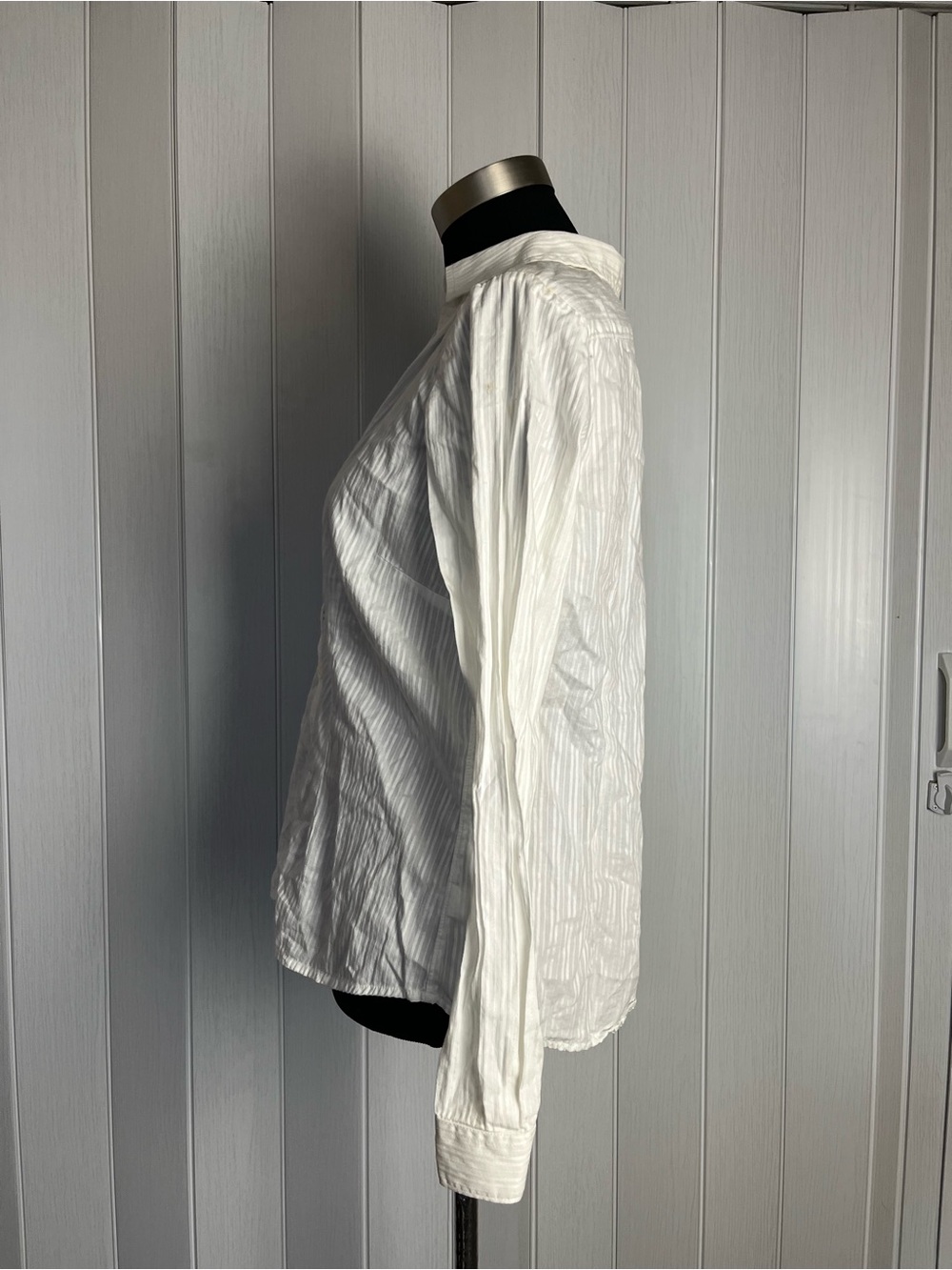 GAP White Long-Sleeve Button Shirt Stripe Textured - Picture 5 of 12